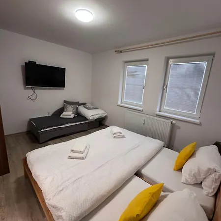 Apartmany, Borovica, Apartament *